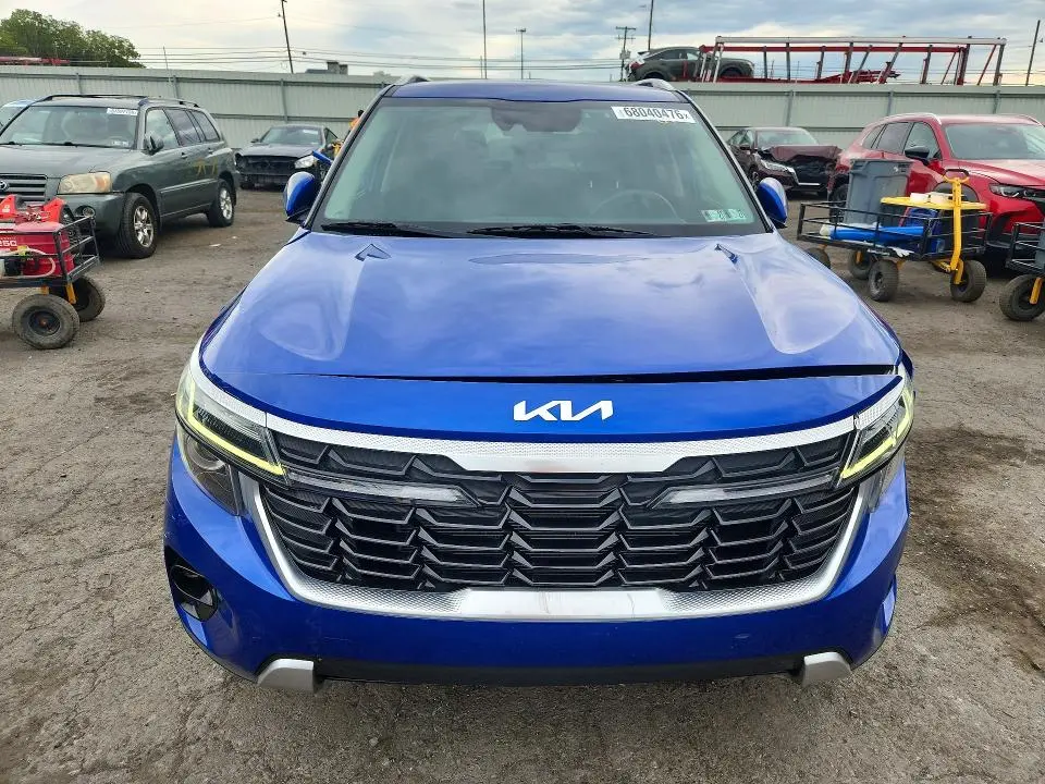 2024 KIA SELTOS S  