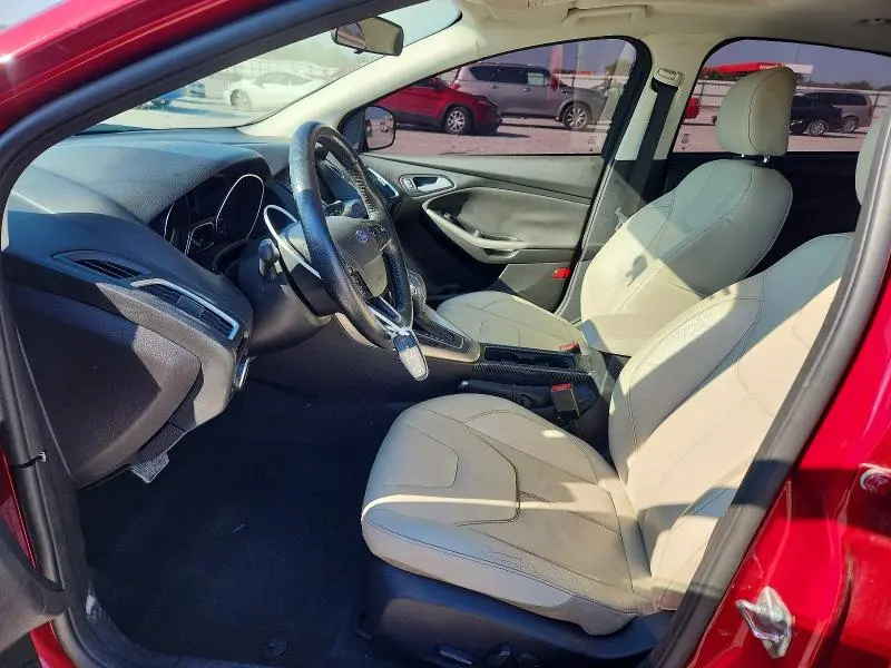 2015 FORD FOCUS TITANIUM  
