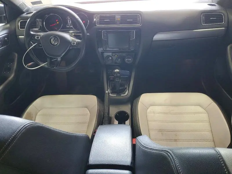 2016 VOLKSWAGEN JETTA SPORT  