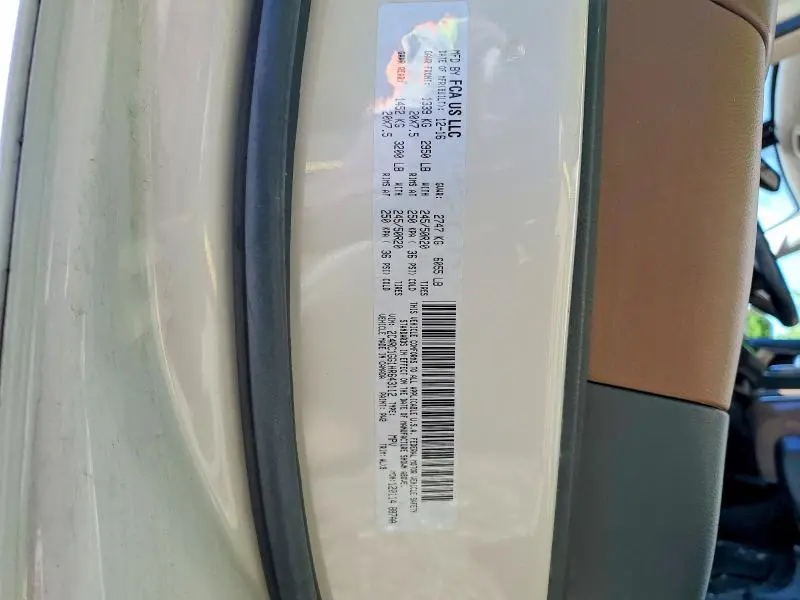 2017 CHRYSLER PACIFICA LIMITED  