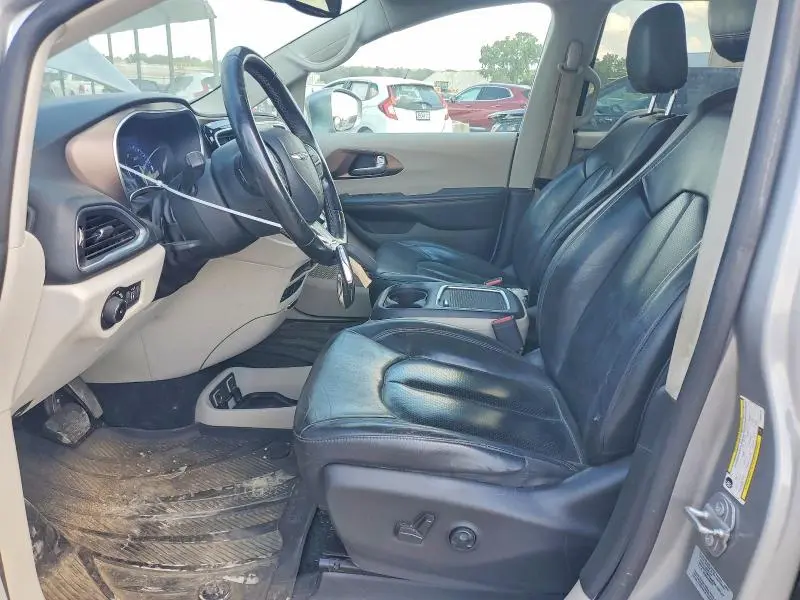 2017 CHRYSLER PACIFICA TOURING L PLUS  