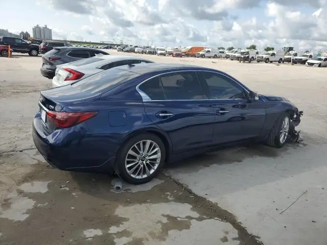 2021 INFINITI Q50 LUXE  