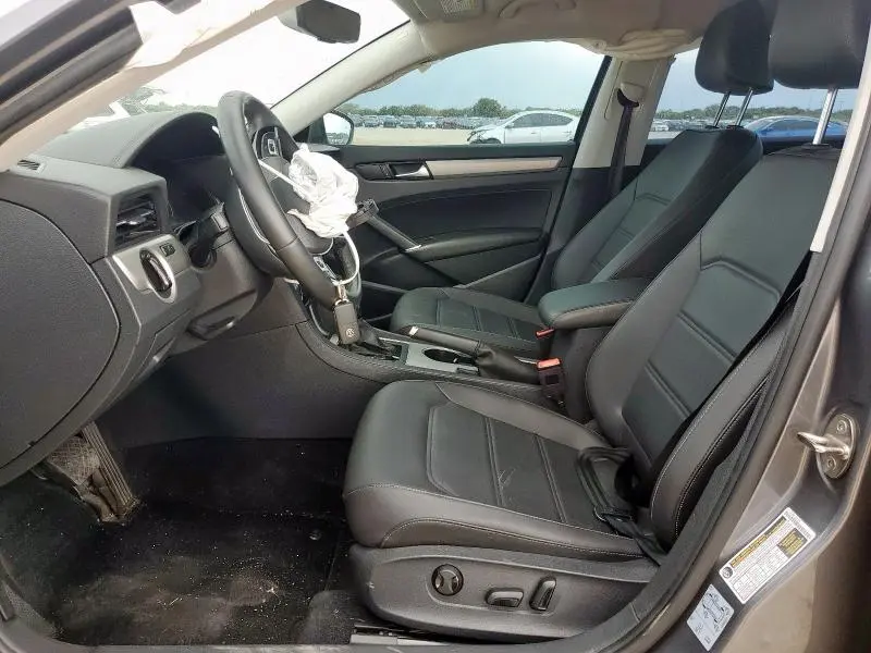 2022 VOLKSWAGEN PASSAT SE  
