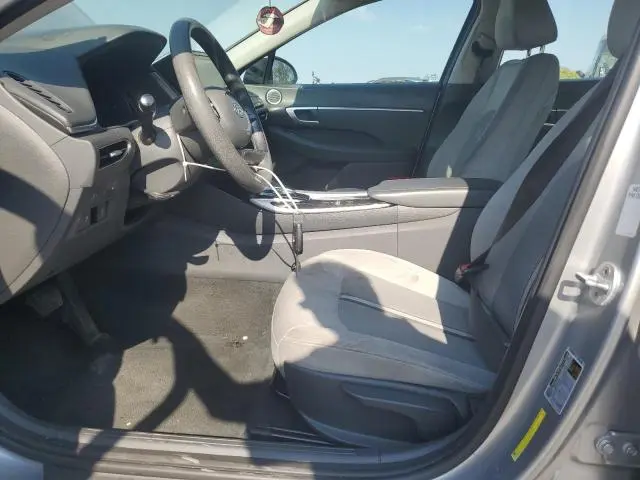 2021 HYUNDAI SONATA SE  