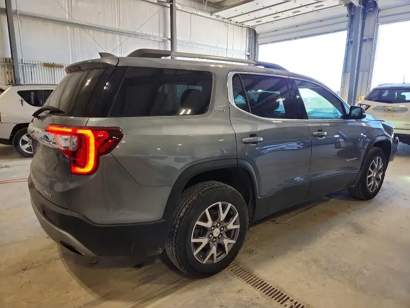2021 GMC ACADIA SLT  