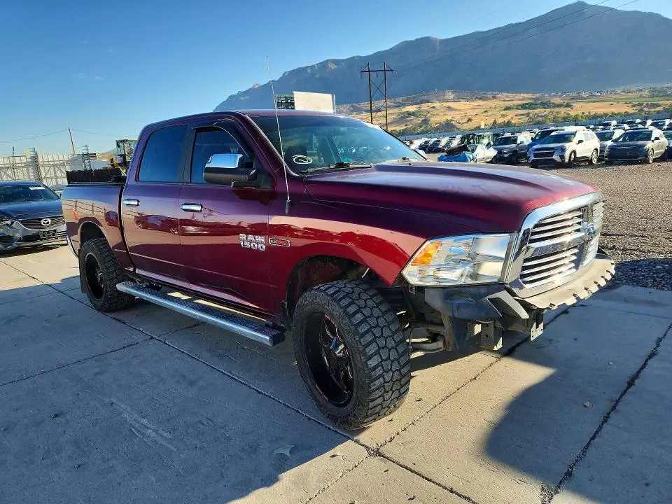 2017 RAM 1500 SLT  