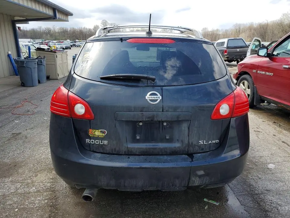 2010 NISSAN ROGUE S  