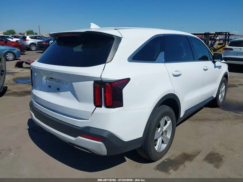 2024 KIA SORENTO LX