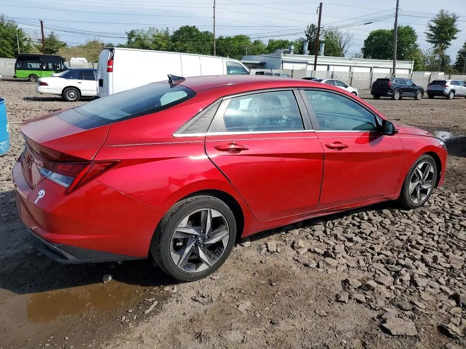 2022 HYUNDAI ELANTRA SEL  