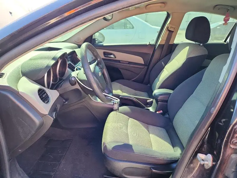 2012 CHEVROLET CRUZE LS  