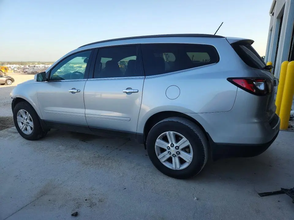 2013 CHEVROLET TRAVERSE LT  