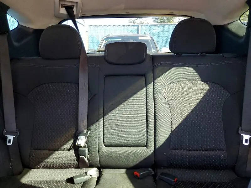 2011 HYUNDAI TUCSON GL  