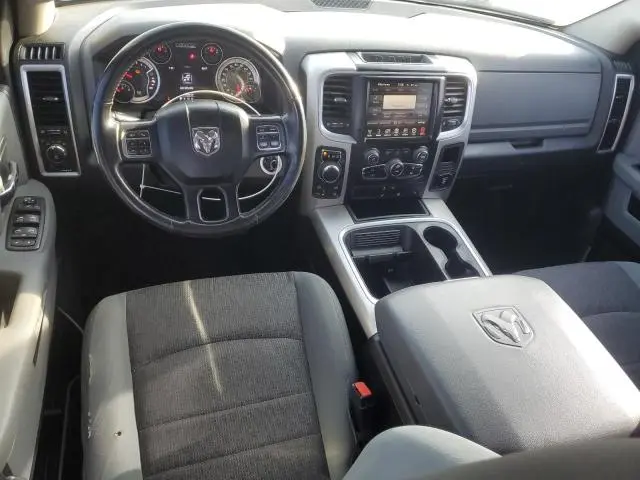2015 RAM 1500 SLT  