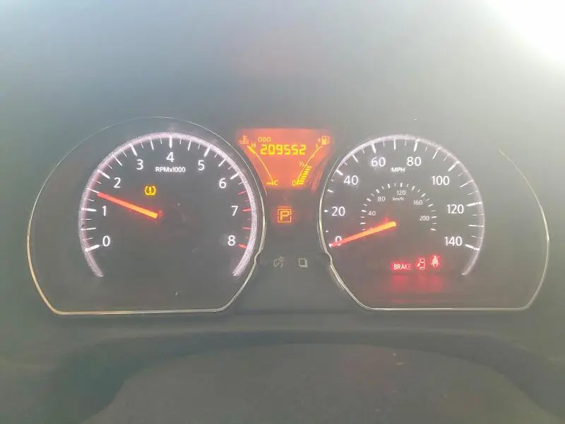 2013 NISSAN VERSA S  