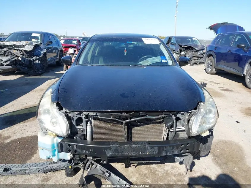 2010 INFINITI G37 JOURNEY