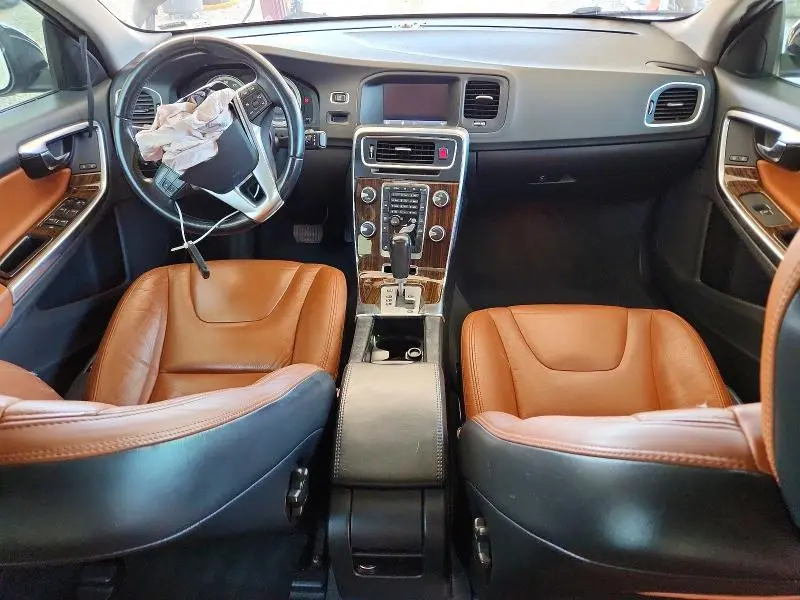 2012 VOLVO S60 T5  