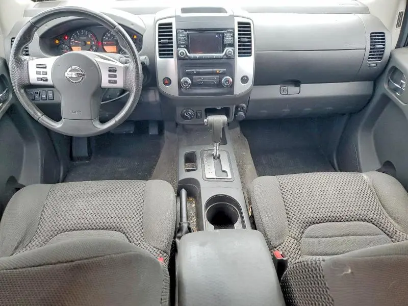 2017 NISSAN FRONTIER SV V6  