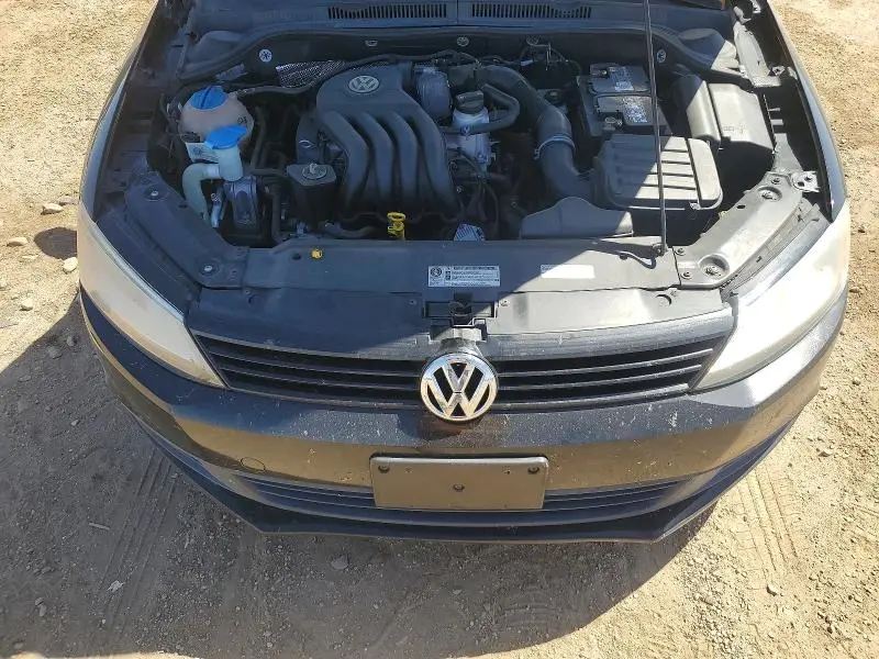 2014 VOLKSWAGEN JETTA BASE  