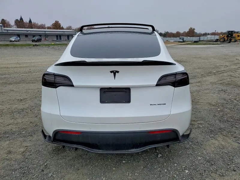 2021 TESLA MODEL Y   