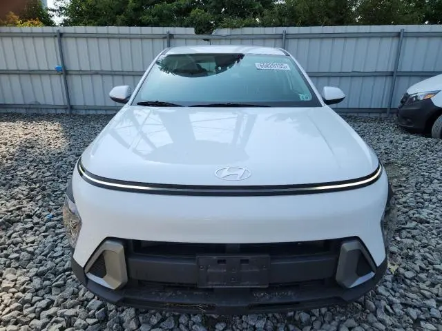 2024 HYUNDAI KONA SE  