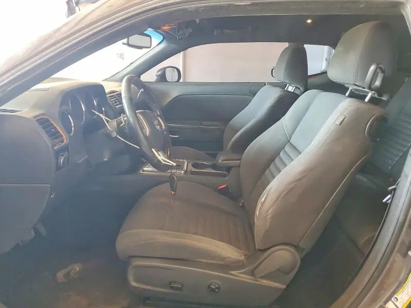 2013 DODGE CHALLENGER SXT  