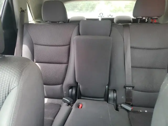 2011 KIA SORENTO BASE  