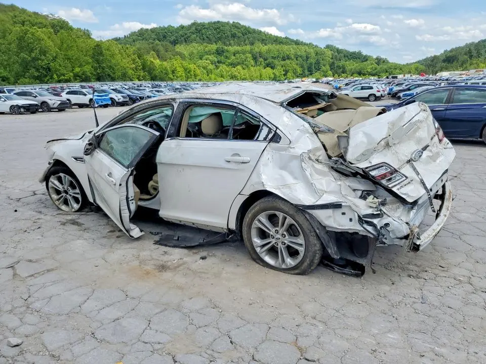 2013 FORD TAURUS SEL  