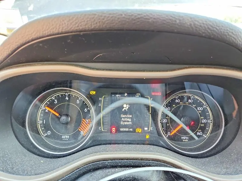 2015 JEEP CHEROKEE ALTITUDE  
