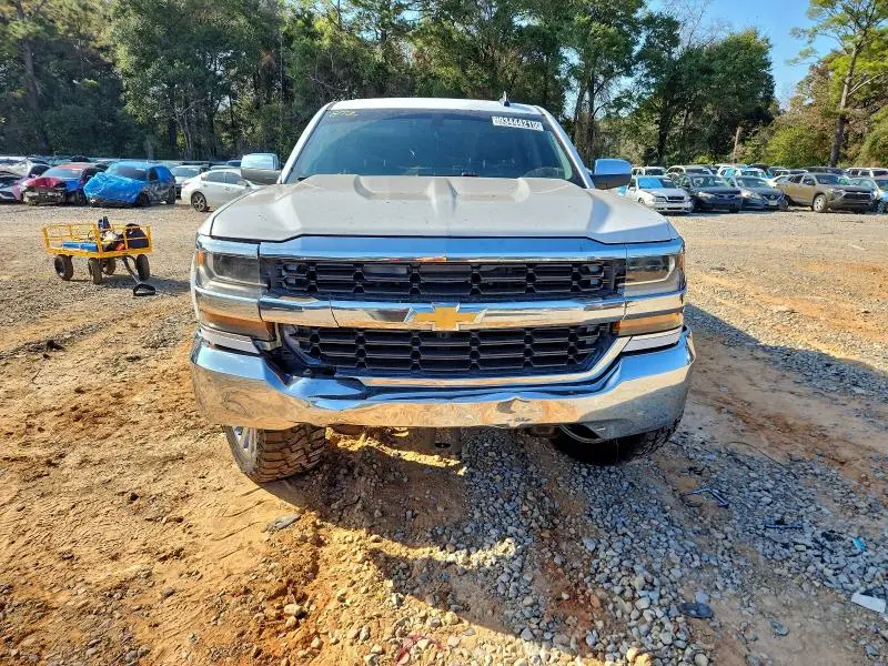 2017 CHEVROLET SILVERADO C1500 LT  