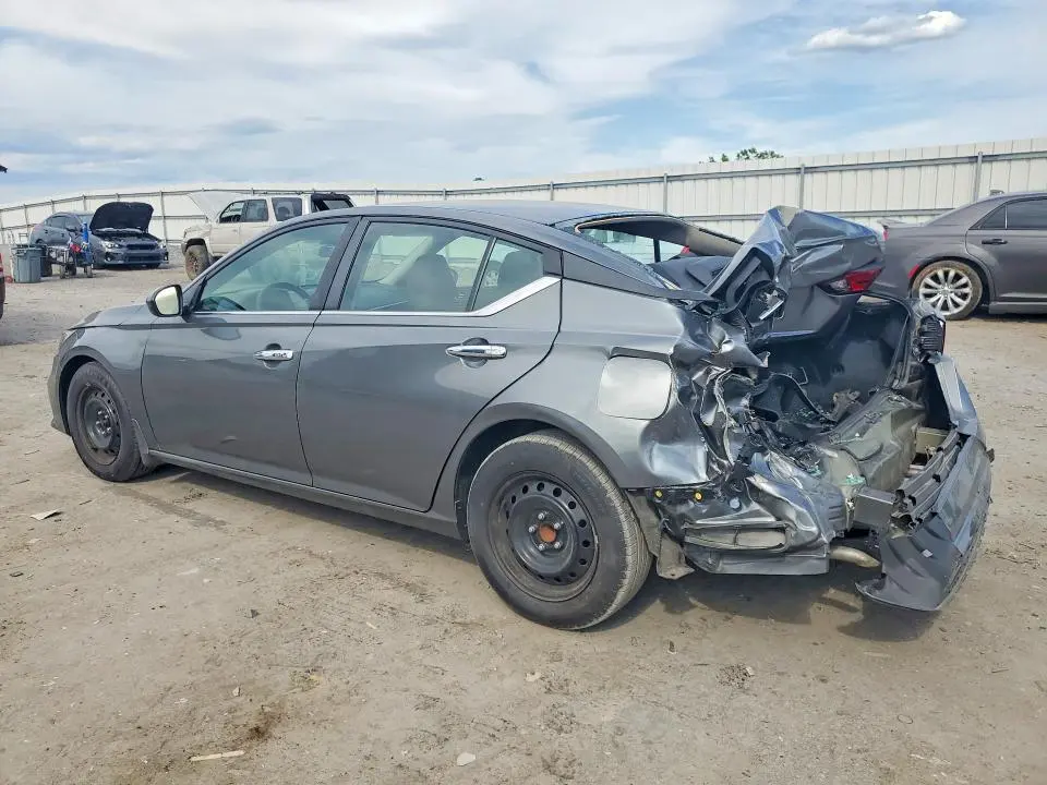 2022 NISSAN ALTIMA S  