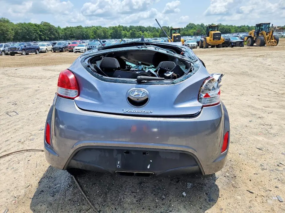 2017 HYUNDAI VELOSTER BASE  