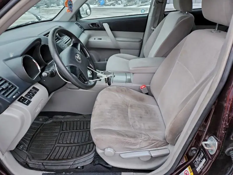 2013 TOYOTA HIGHLANDER BASE  