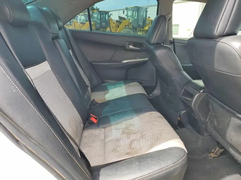 2014 TOYOTA CAMRY SE  
