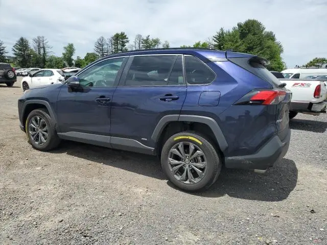 2024 TOYOTA RAV4 XLE PREMIUM  