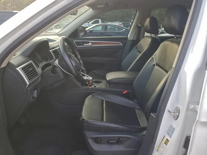 2018 VOLKSWAGEN ATLAS SE  