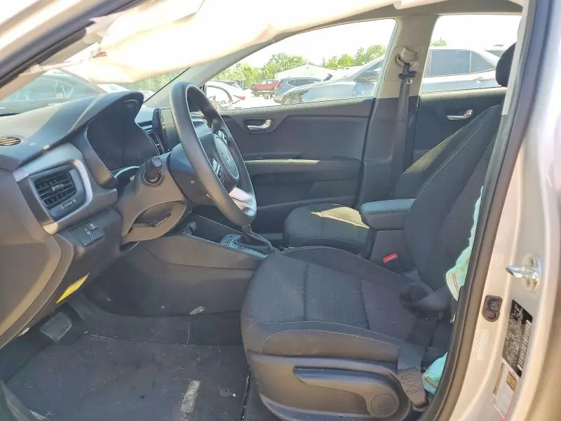 2022 KIA RIO S  
