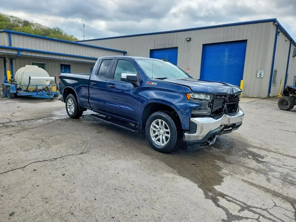 2020 CHEVROLET SILVERADO K1500 LT  