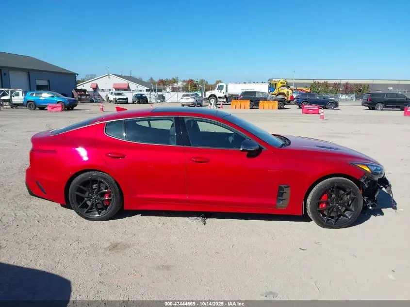 2018 KIA STINGER GT2