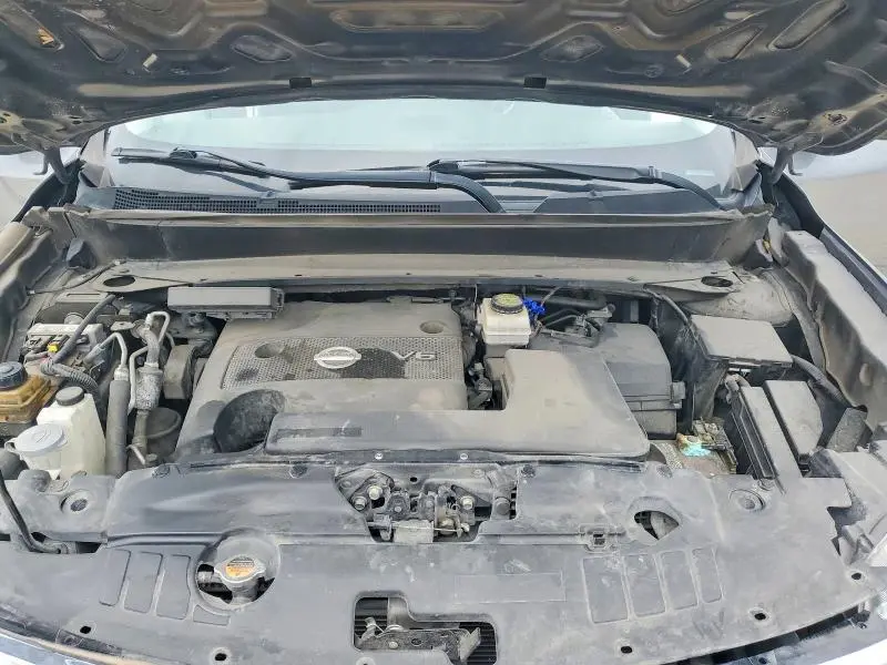 2015 NISSAN PATHFINDER SV  
