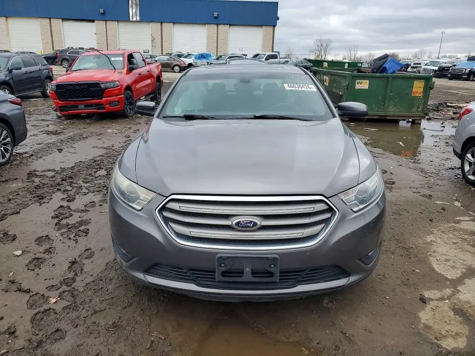 2013 FORD TAURUS SEL  