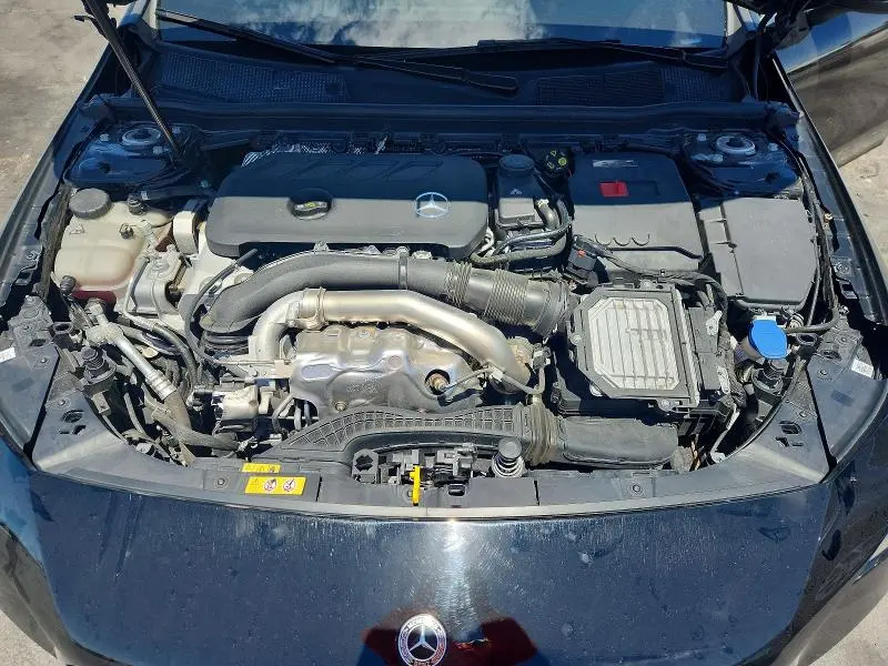 2025 MERCEDES-BENZ CLA 250 4MATIC  