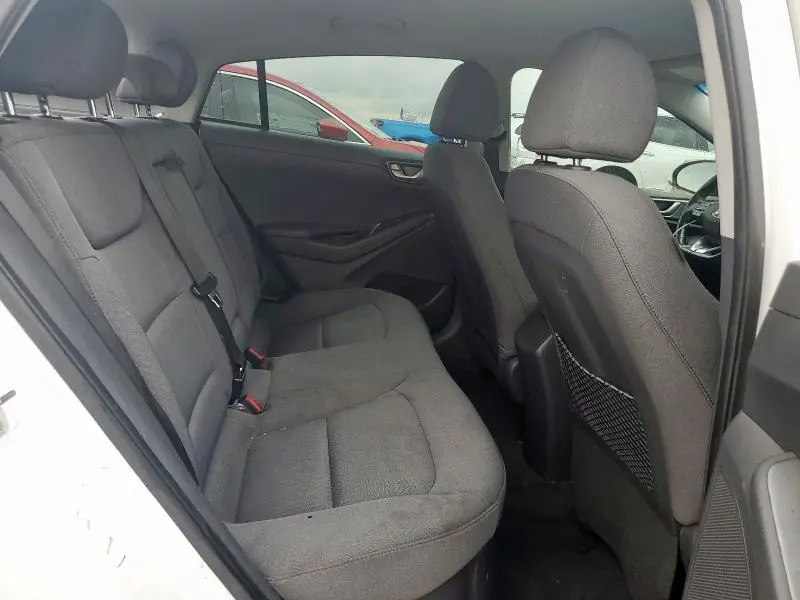 2020 HYUNDAI IONIQ SE  