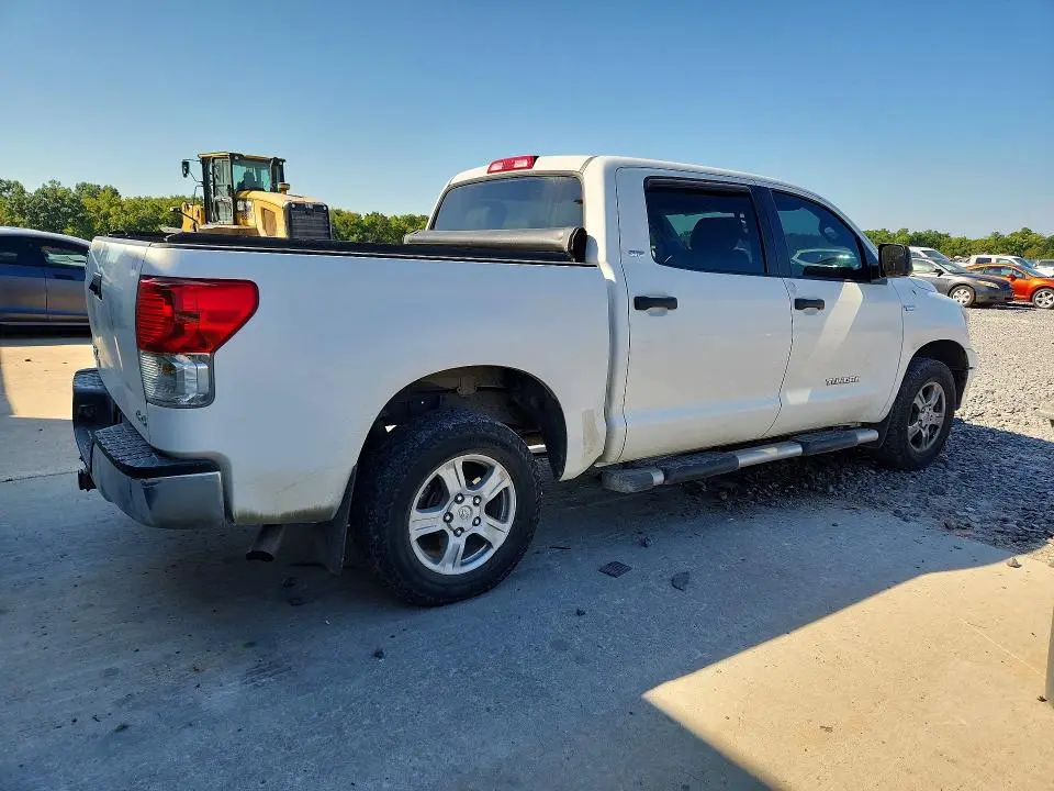 2011 TOYOTA TUNDRA CREWMAX SR5  