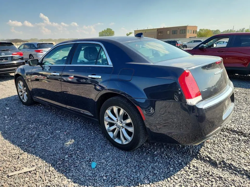 2018 CHRYSLER 300 LIMITED  
