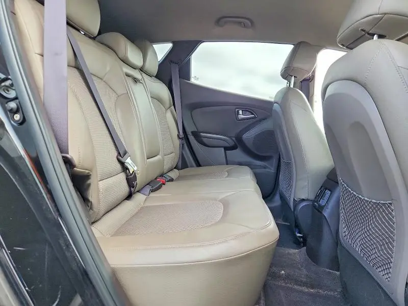 2014 HYUNDAI TUCSON SE  