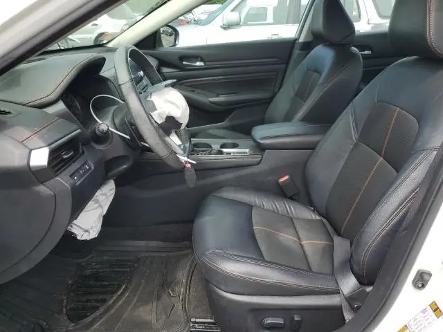 2021 NISSAN ALTIMA SR  