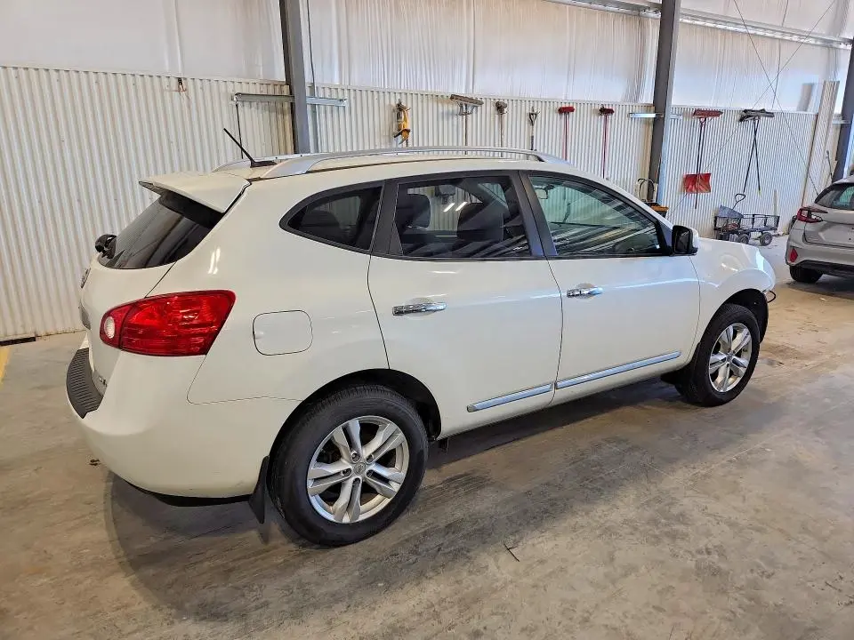 2013 NISSAN ROGUE S  