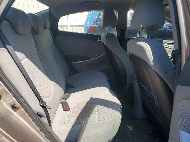 2014 HYUNDAI ACCENT GLS  
