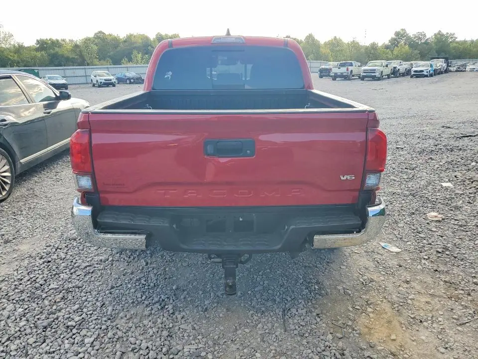 2021 TOYOTA TACOMA SR5 V6  
