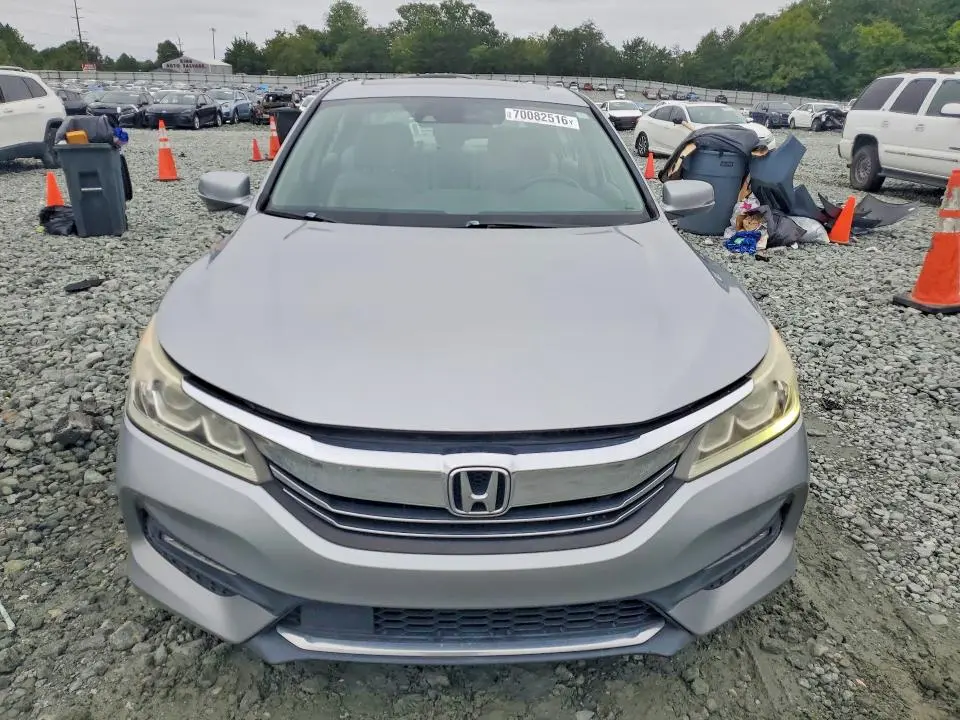 2017 HONDA ACCORD EXL  